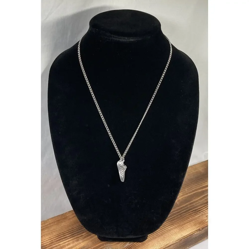 VTG Avon Pewter 1979 Fast Track Shoe Pendant Chain Necklace 20.5”